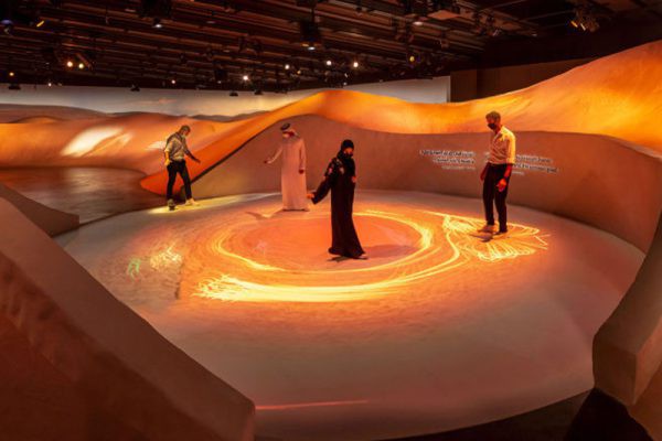 世博会阿联酋馆游客体验设计与沙漠地形结合的沉浸式展览体验 第10059期