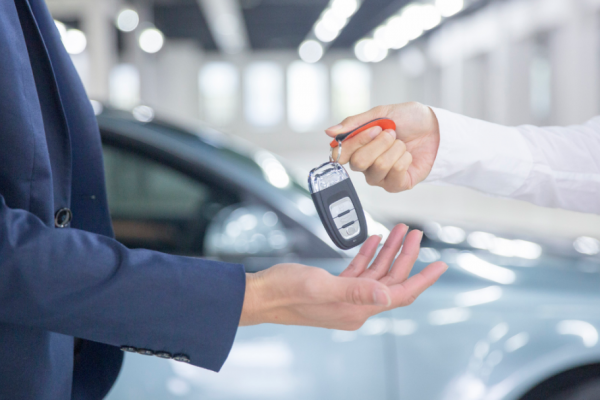 杭州车牌摇号申请网站-杭州人才招引新政策:车牌免摇号!符合条件可直接申领小客车指标!