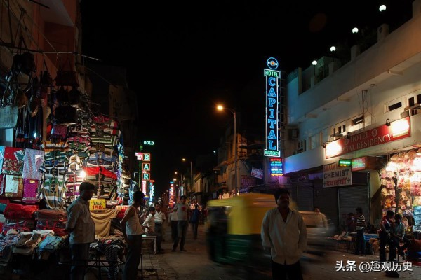 首陀罗-印度至今以肤色区别种姓,那中国人去印度后,会被归为什么种姓?