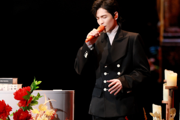 海芋恋歌词-我们的歌:周传雄、张淇、萧敬腾、陆虎唱跳《海芋恋》,活力满满