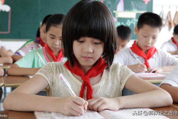 草字头朋字立刀念什么-通感在书法“竖”中的运用,详解竖的知识和技法(硬笔为例)