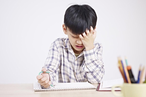 好整以暇是什么意思-容易写错的成语(文章1)瑕、暇、遐、睱